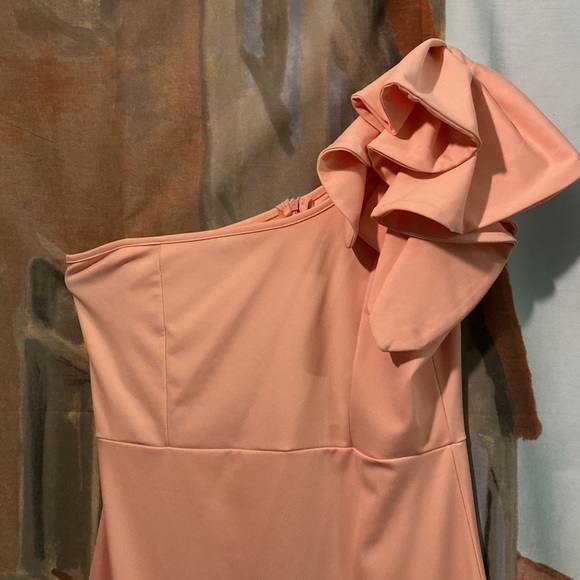 Mokoru one shoulder midi dress - Picture 2 of 10